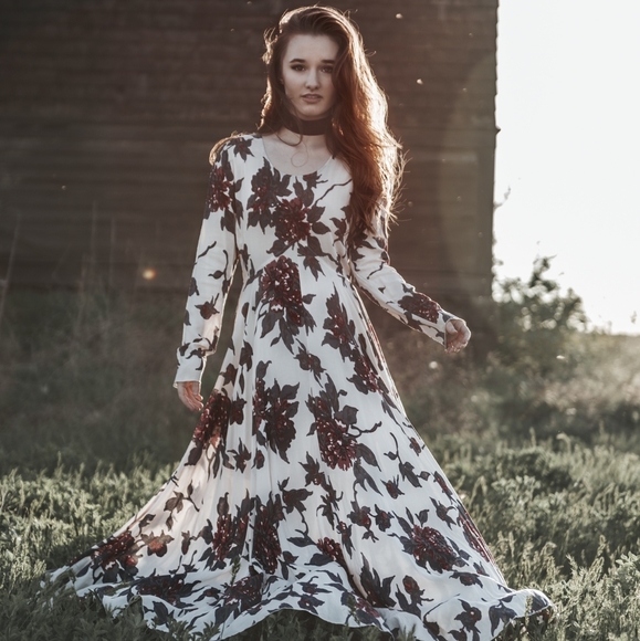 Meet your Posher, Kelsi - Picture 3 of 5